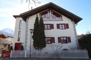 Гостиница Himmelschlösschen & Chalet Rose  Гармиш-Партенкирхен